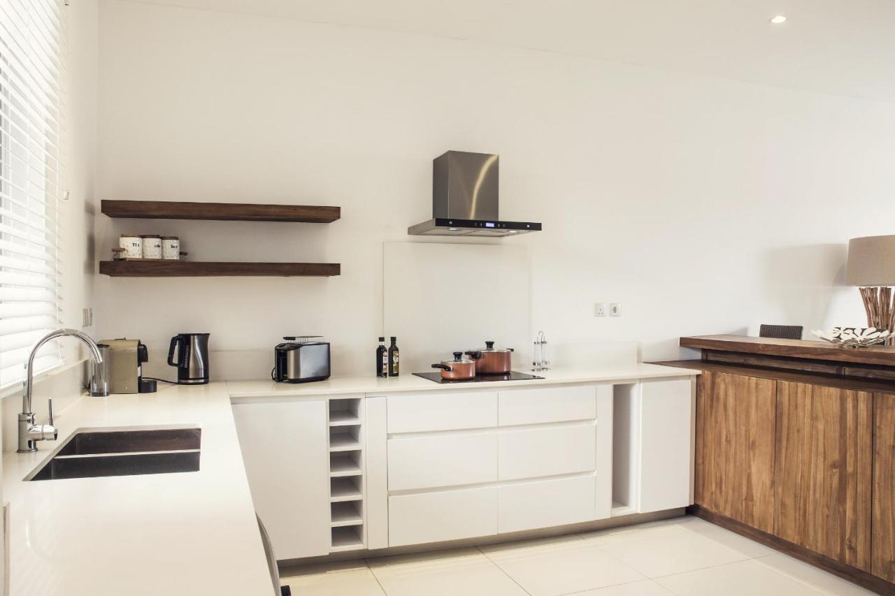 เวสต์ โคสต์ มารีน่า Apartment ริวิแยร์นัวร์ ภายนอก รูปภาพ