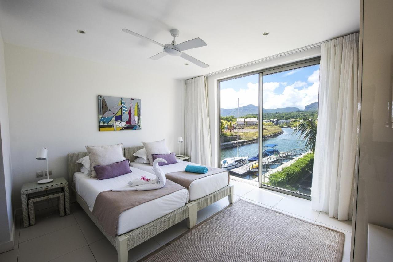 เวสต์ โคสต์ มารีน่า Apartment ริวิแยร์นัวร์ ภายนอก รูปภาพ
