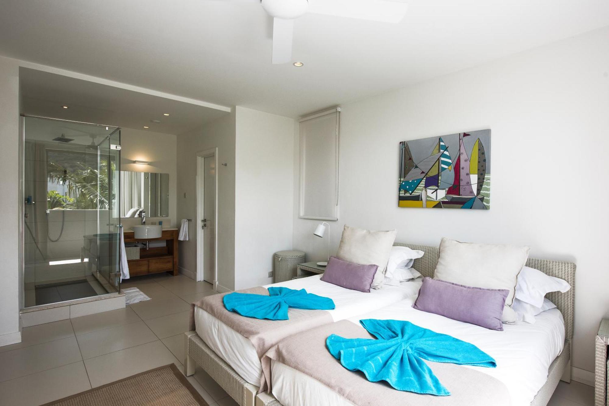 เวสต์ โคสต์ มารีน่า Apartment ริวิแยร์นัวร์ ภายนอก รูปภาพ